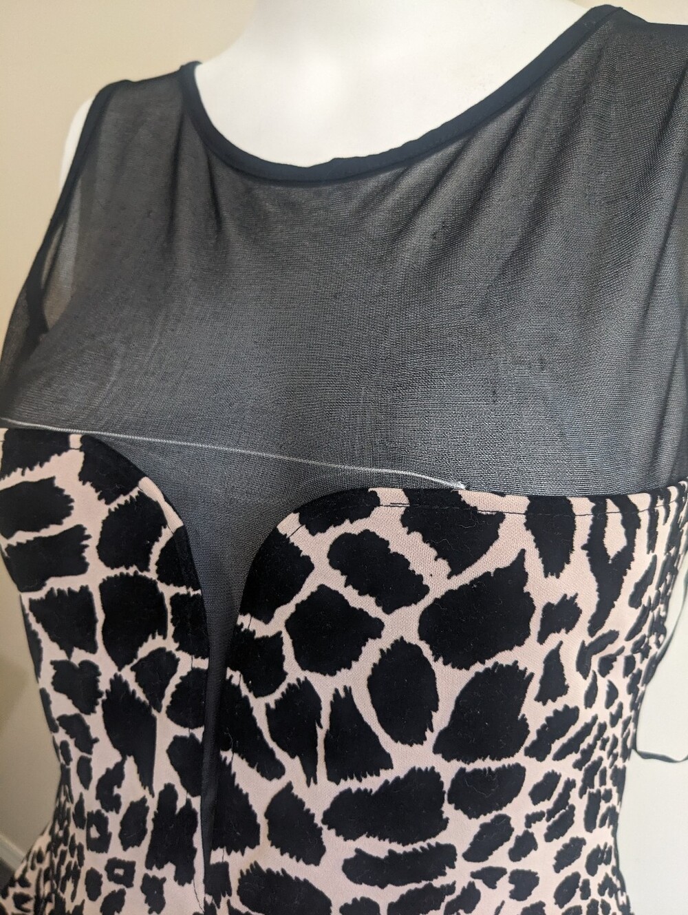 Leopard Top - Picture 4 of 8